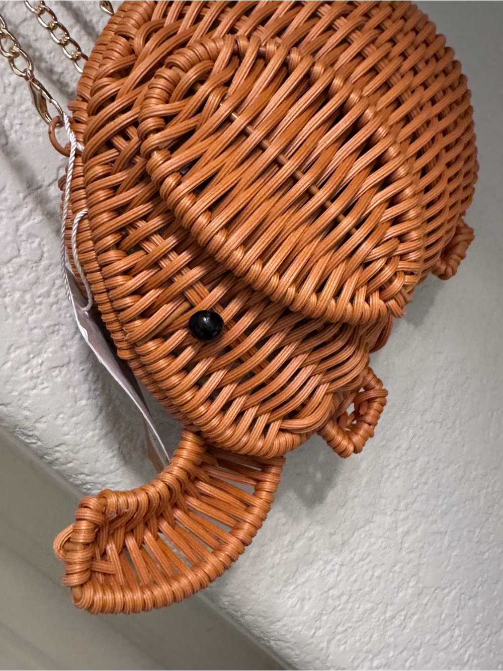 Tommy Bahama Woven Elephant Mini Crossbody in Tan with Gold Chain - Picture 4 of 6